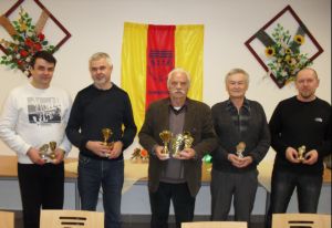 Na fotografii piati najúspešnejší členovia (zľava) P. Haring, Ľ. Budinský, A. Kukla, P. Ozank a P. Koštenský